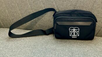 Crossbody Tasche Liebesblick – Bild 2